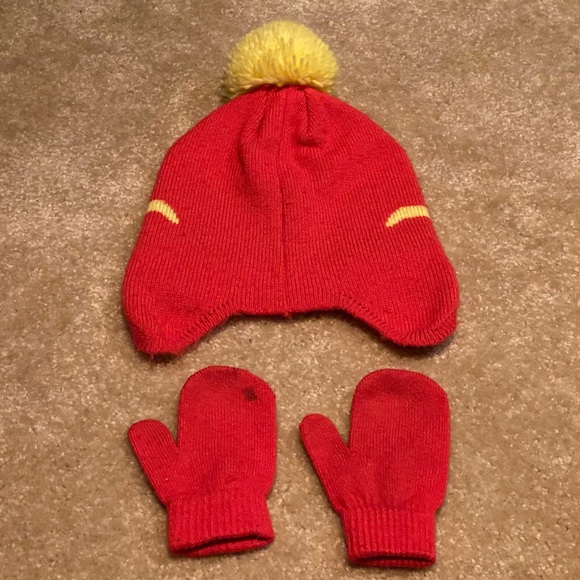 Toddler girls googles hat with matching mittens 2T - 5T - Picture 6 of 16